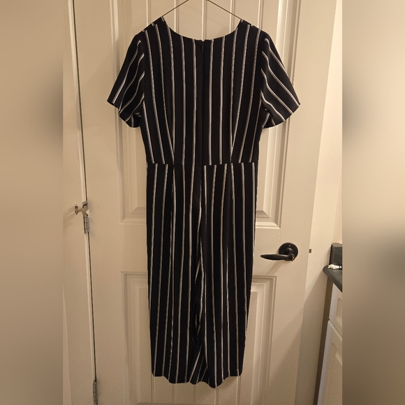 Reitmans Striped Pantsuit - Picture 2 of 2